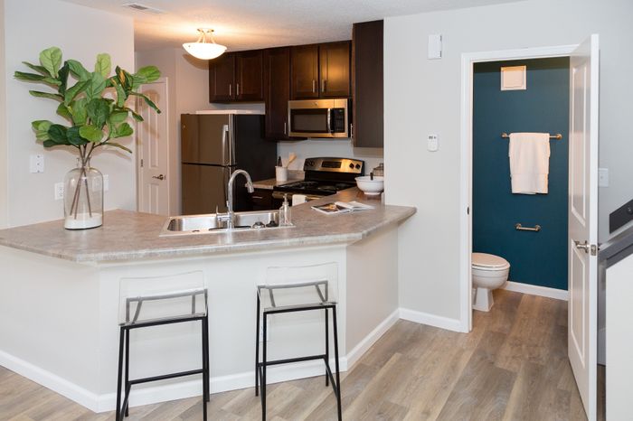 Apartment Kitchen Space at Metro On 5th
