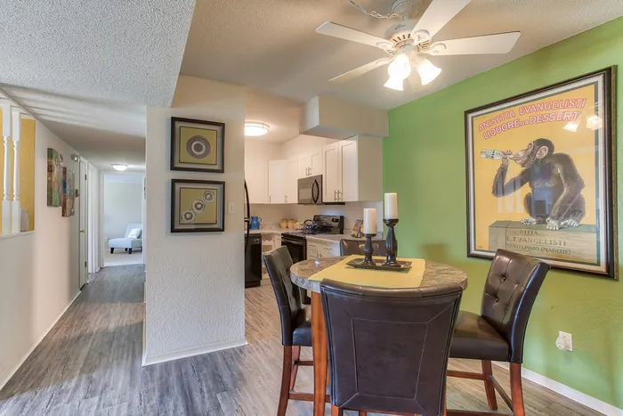 Dining Room | Apartments Cape Girardeau, MO | The District at Cape