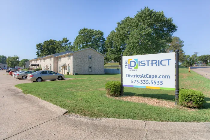 Exterior Space | Apartments Cape Girardeau, MO | The District at Cape