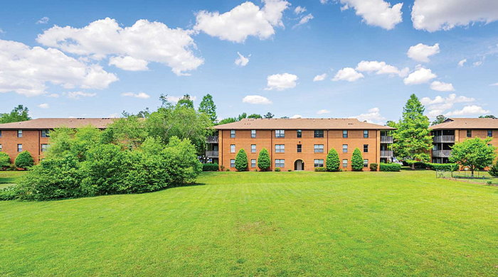 Emerald Lake Community Exterior View