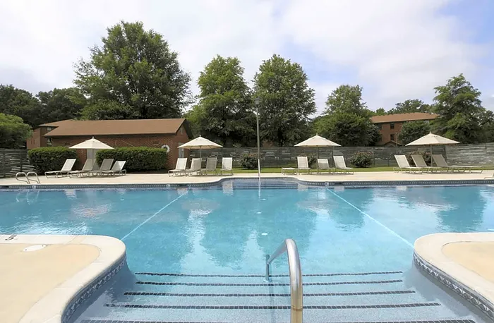 Emerald Lake Community Swimming Pool