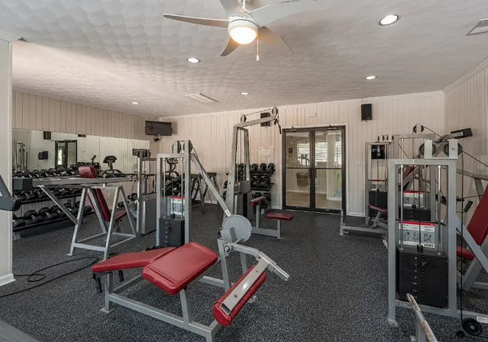 Fitness Center Area At Green Tree Apartment