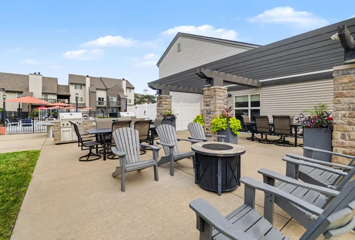 Resident Outdoor Lounge