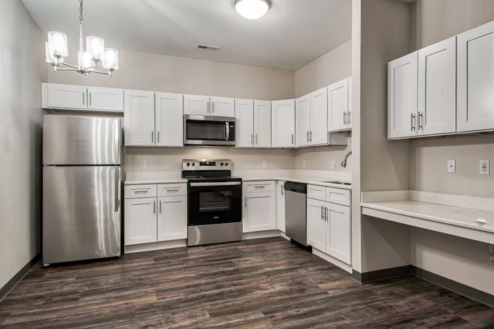 Retreat Kitchen | Apartments Evansville, IN | Retreat at Leisure Living