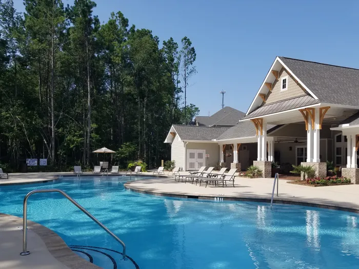 Legends at Azalea Pool Deck