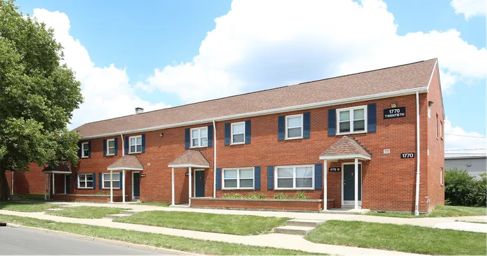 SkyView Townhome Apartments