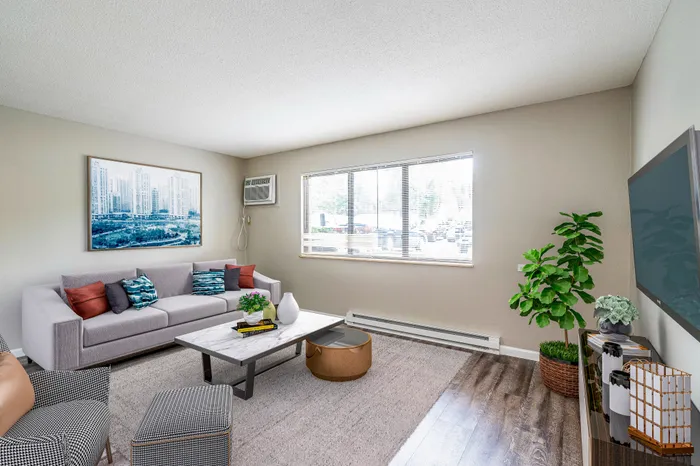Toledo Ohio, Two Bedroom Premium Apartment, Carpeted Floors, Neutral Paint Schemes, Granite Style Counters, Hardwood Style Floors, Shaker Style Cabinets, Matching Appliances, Spacious Closets