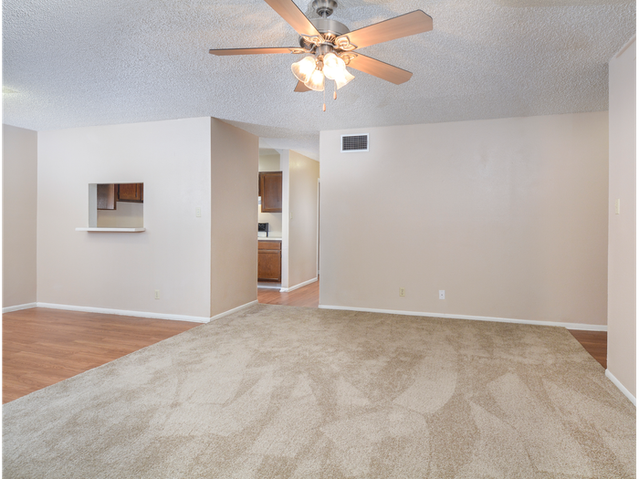 Living Area | Dining Area | Lakeside Apartments