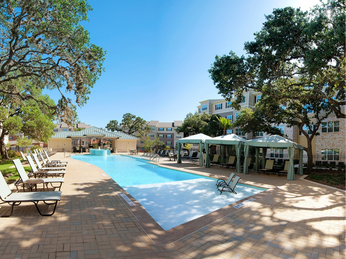 Resort Style Pool | Large Pool Deck | San Antonio Texas