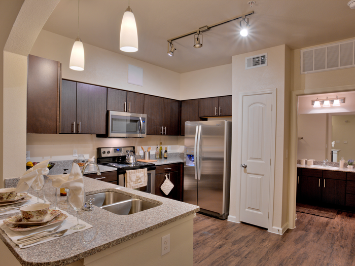 One Bedroom Kitchen | Southpark Crossing Apts
