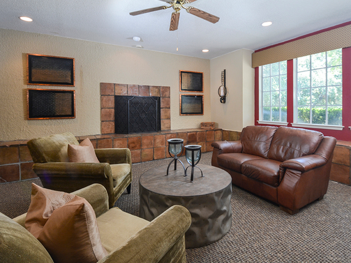 Lounge Area in Clubhouse | Oak Springs Apts