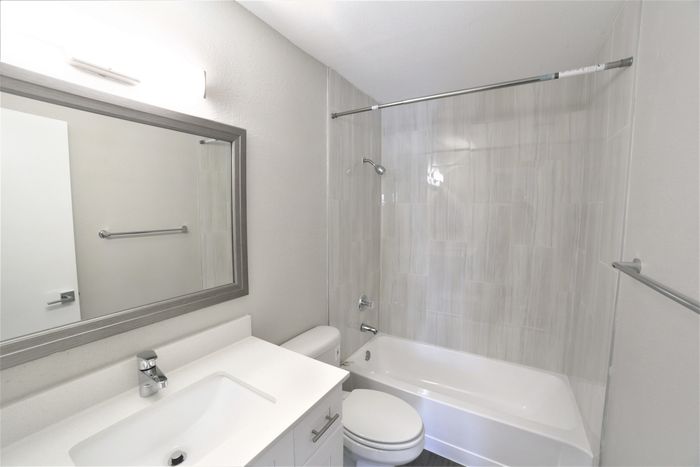 Designer Bathroom | Gray Tile