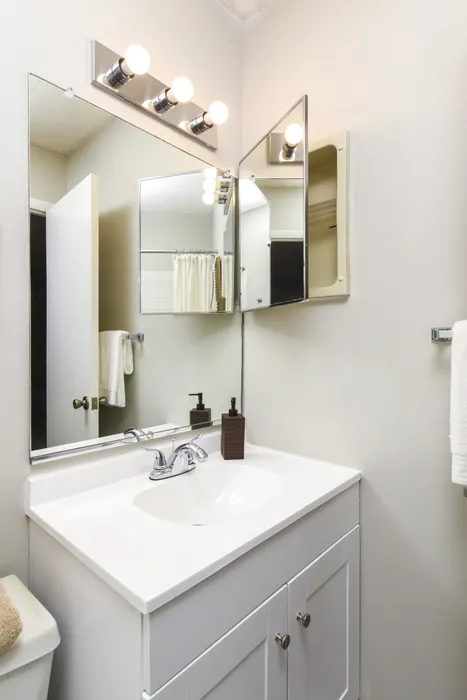 Primary Bathroom | White Vanity