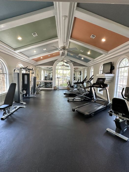 Weight Machines | Cardio Equipment | Fitness Center | Indian Hollow Apts