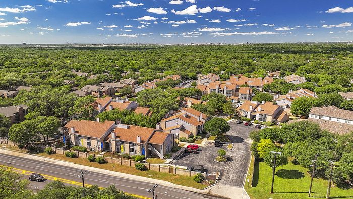 Aerial View of the Stoneleigh Community