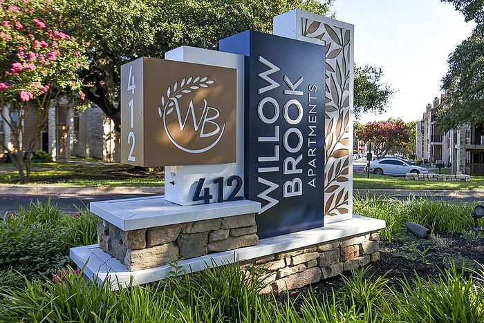 Willow Brook Apartments Property Sign | Austin TX