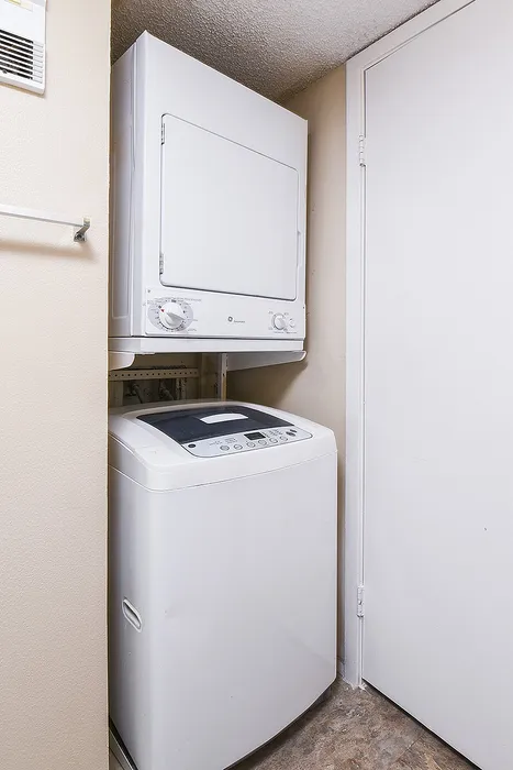 Efficiency | Stackable Washer and Dryer