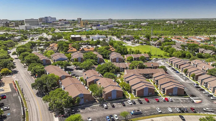 Riverstone property with the medical area in close proximity.