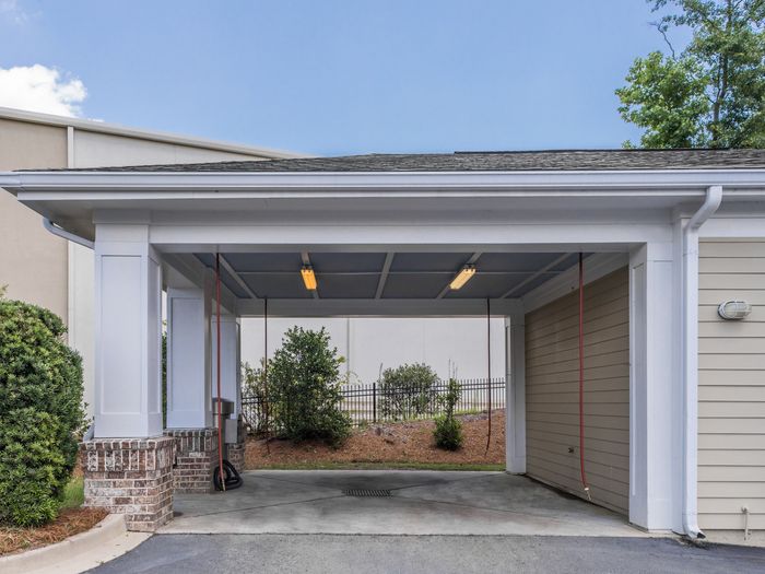 Community car care center at St. James at Goose Creek apartments for rent in Charleston, SC