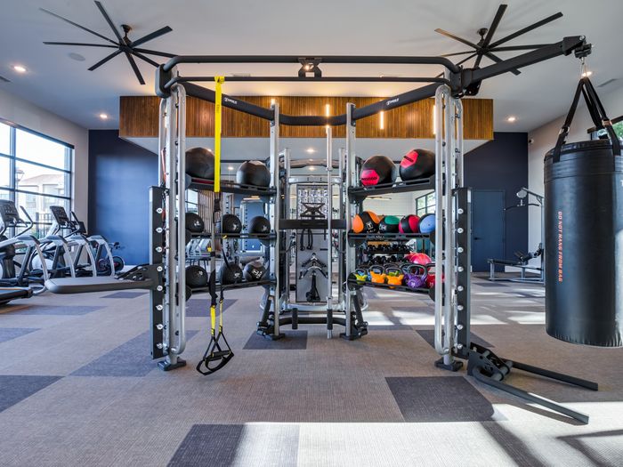 Expansive fully equipped state-of-the-art fitness center at Solis City Park apartments for rent