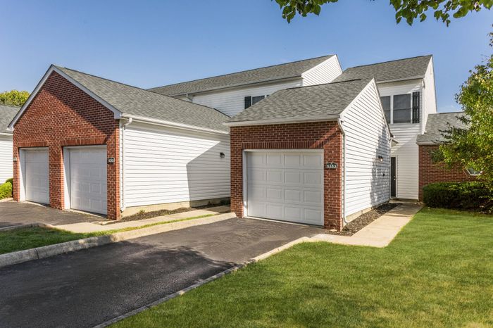 Apartment with Garage Space