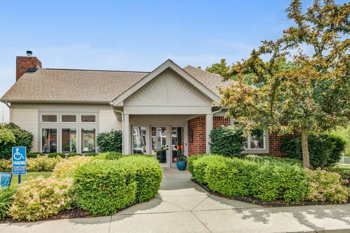 Welcoming Leasing Center