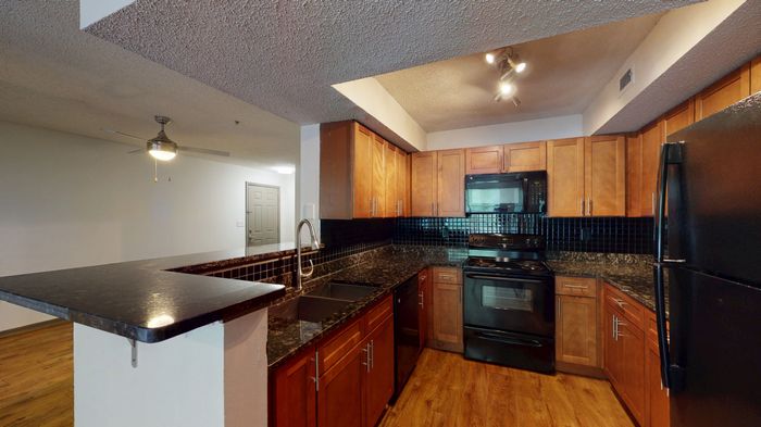 Open concept kitchen - Classic Floorplan