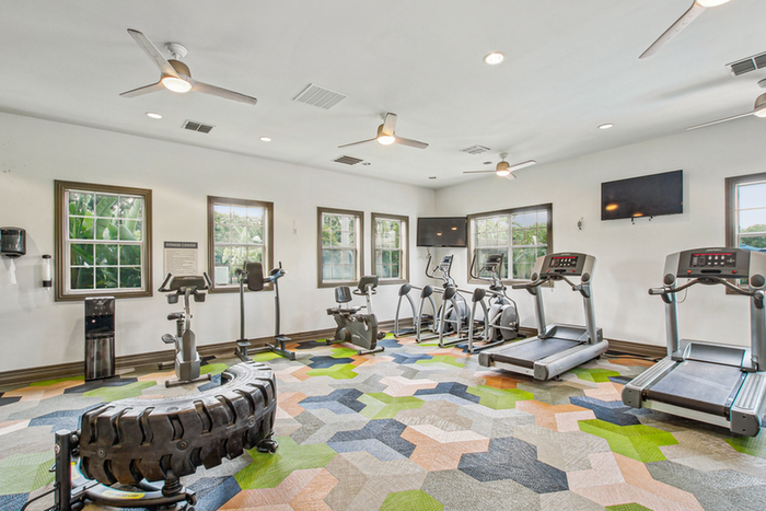 Halston Park Central - Fitness Center
