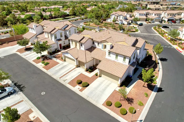 logan-at-southern-highlands-townhomes