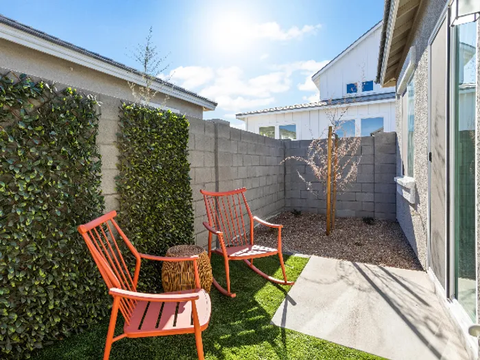 Model Backyard