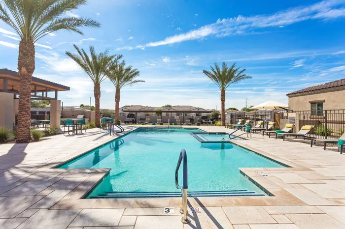 logan-at-deer-valley-resort-pool-spa