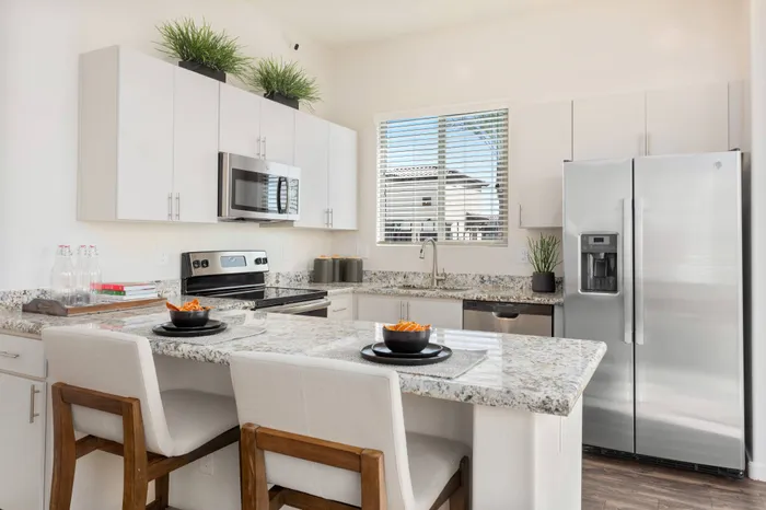 logan-at-deer-valley-home-kitchen