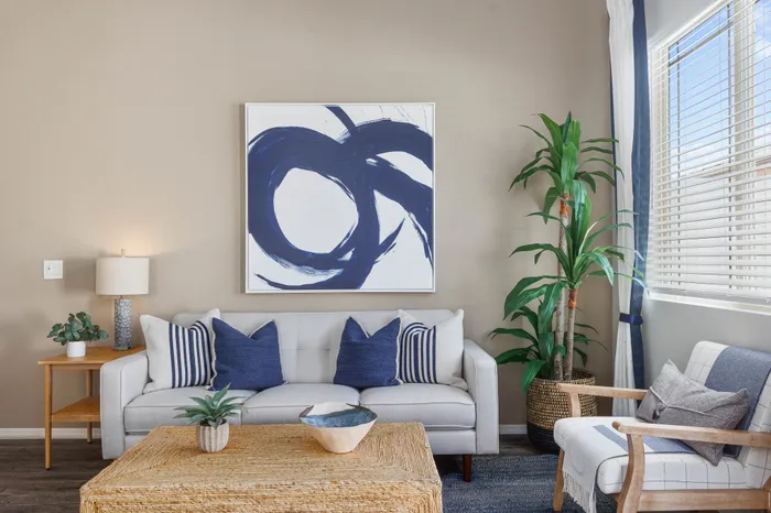 logan-at-ellsworth-living-room