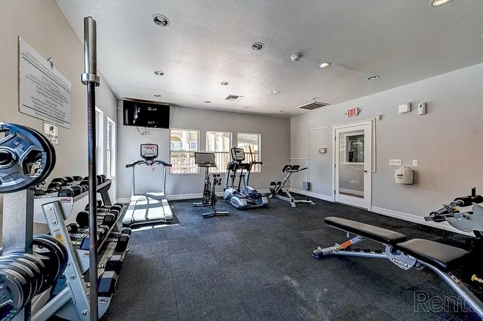 logan-charleston-fitness-center