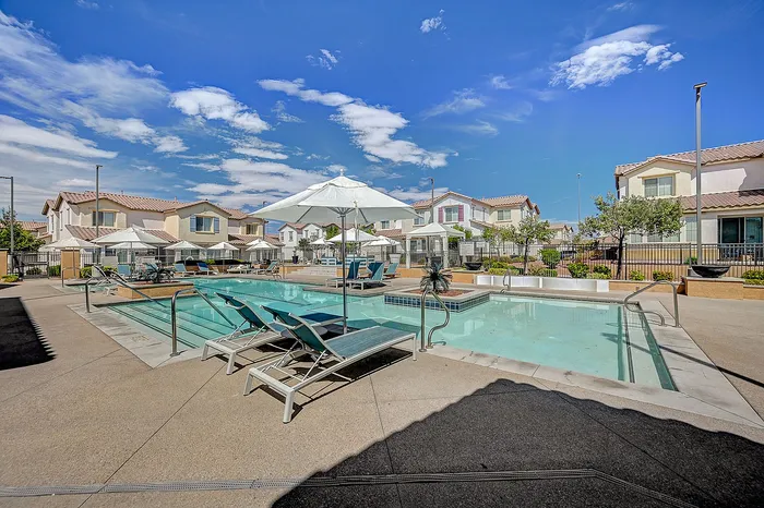 Logan-southern-highlands-pool