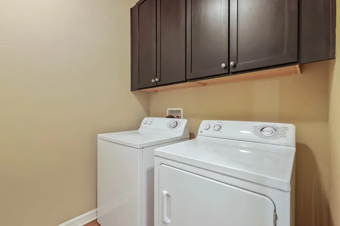 Image of an in-unit washer and dryer at Lantower Cypress Creek.