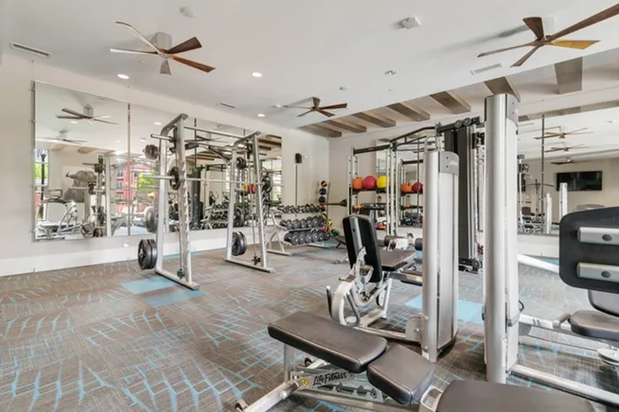24-Hour High-Tech Fit Center at Lantower Bullhouse.
