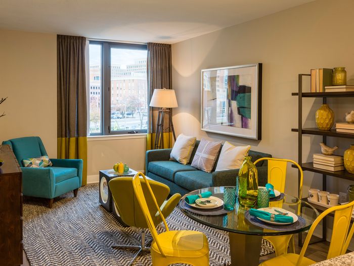 Contemporary Apartment With Wood-Style Flooring | Alexandria VA Apartments For Rent | Parc Meridian at Eisenhower Station