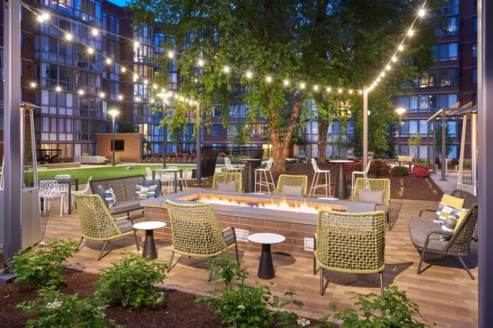Newly Renovated Courtyard with Fire Pits, Televisions & More | Meridian at Courthouse Commons | Apartments in Arlington, VA