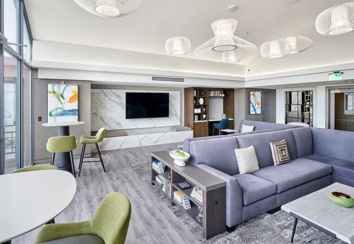 W-Fi Enabled Renovated Clubroom | Arlington, VA Apartments | Meridian at Courthouse Commons