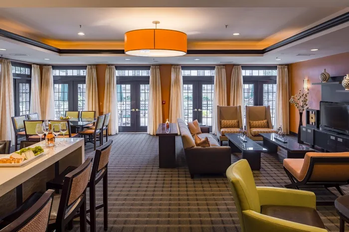 Club Room w/ WiFi | Ballston Park | Arlington Apartments for Rent