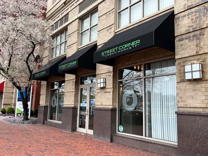 Street Corner Urban Market | Alexandria VA Apartments For Rent | Carlyle Place