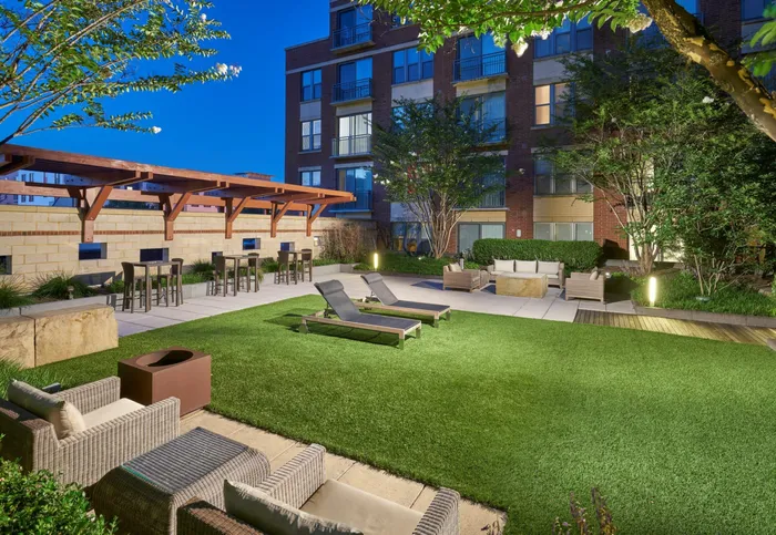Courtyard With LED Fire Pit at Night | Apartments in Washington DC | 360H Apartments