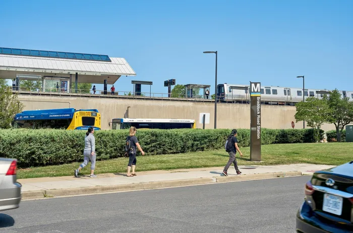 200 Yards From Braddock Metro Station | Meridian at Braddock Station | Luxury Alexandria VA Apartments
