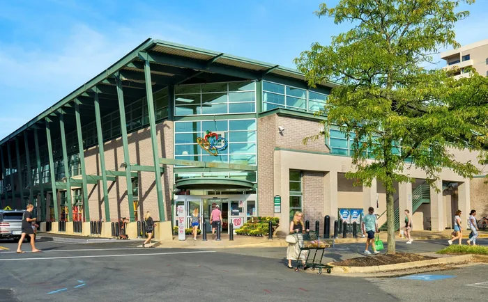 Get Your Grocery Shopping Done at Harris Teeter (just .5 miles away) or Whole Foods (1.5 miles away) | Meridian at Ballston Commons | Arlington VA Apartments | Ballston VA Apartments