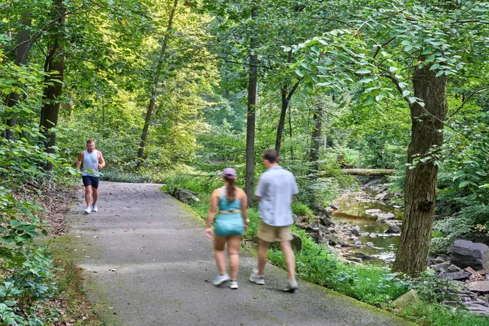 Enjoy Nature at Nearby Lubber Run Park | Meridian at Ballston Commons | Arlington VA Apartments | Ballston VA Apartments
