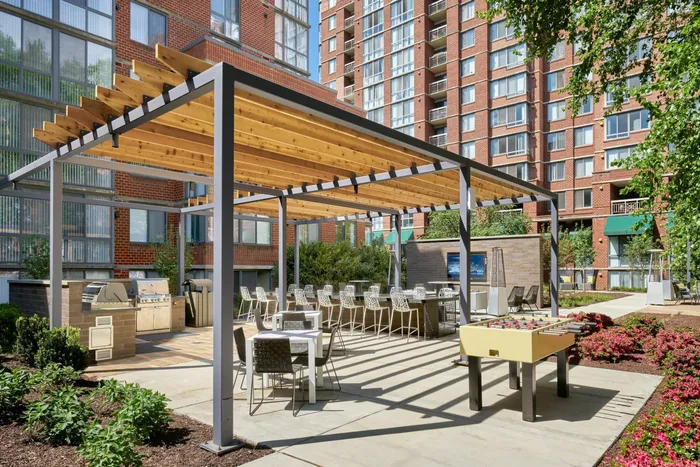Relax or Play in the Courtyard | Meridian at Courthouse Commons | Luxury Arlington VA Apartments