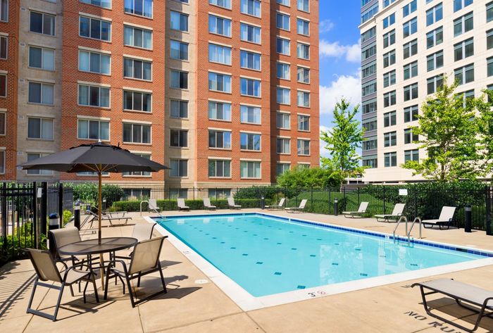 Large Swimming Pool With Expansive Sun Deck | Carlyle Place Apartments | Luxury Alexandria VA Apartments