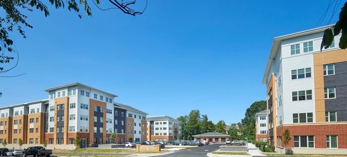 Robinson and Belmont at One University | Apartments Fairfax, VA