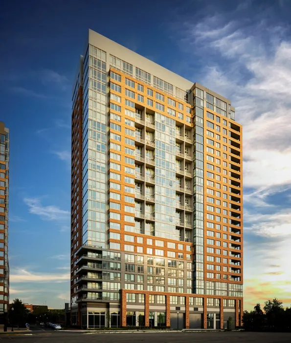 Meridian 2250 at Eisenhower Station | Luxury Alexandria VA Apartments